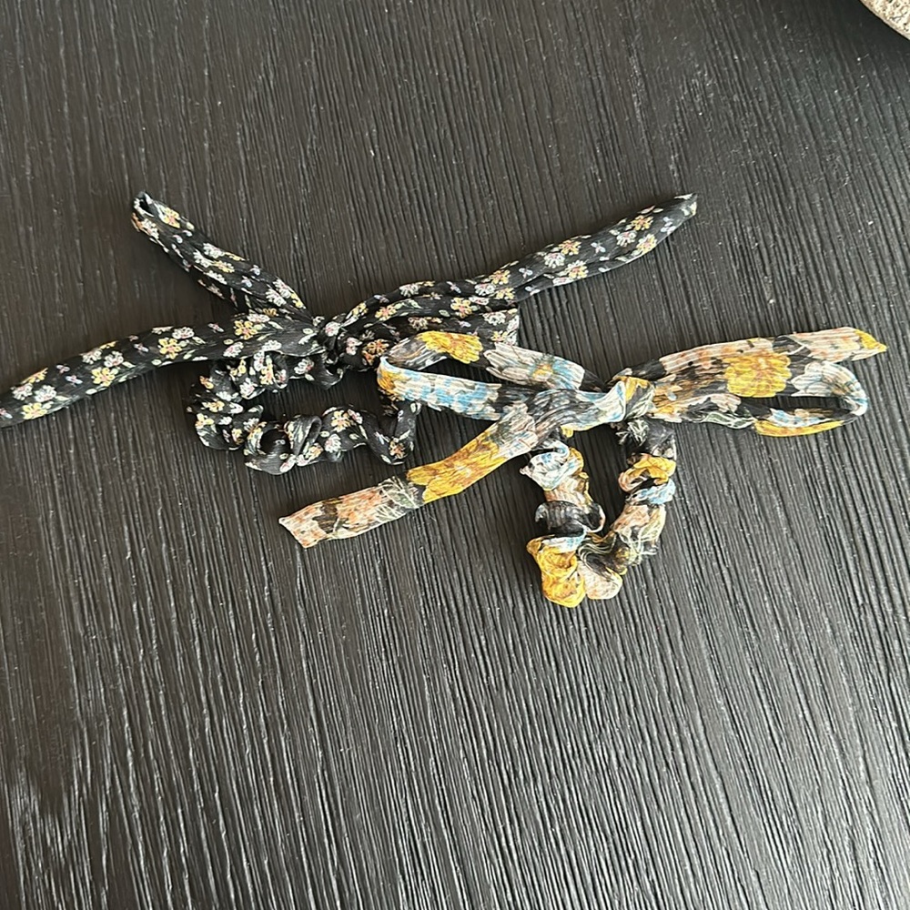 Hair Bow Scrunchies - Set of 2